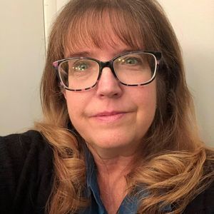 Meet your Posher, Christine